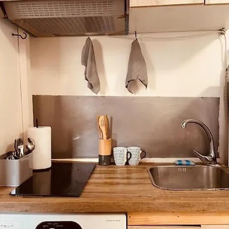 Estudio A 20 Min De La Playa Apartment *